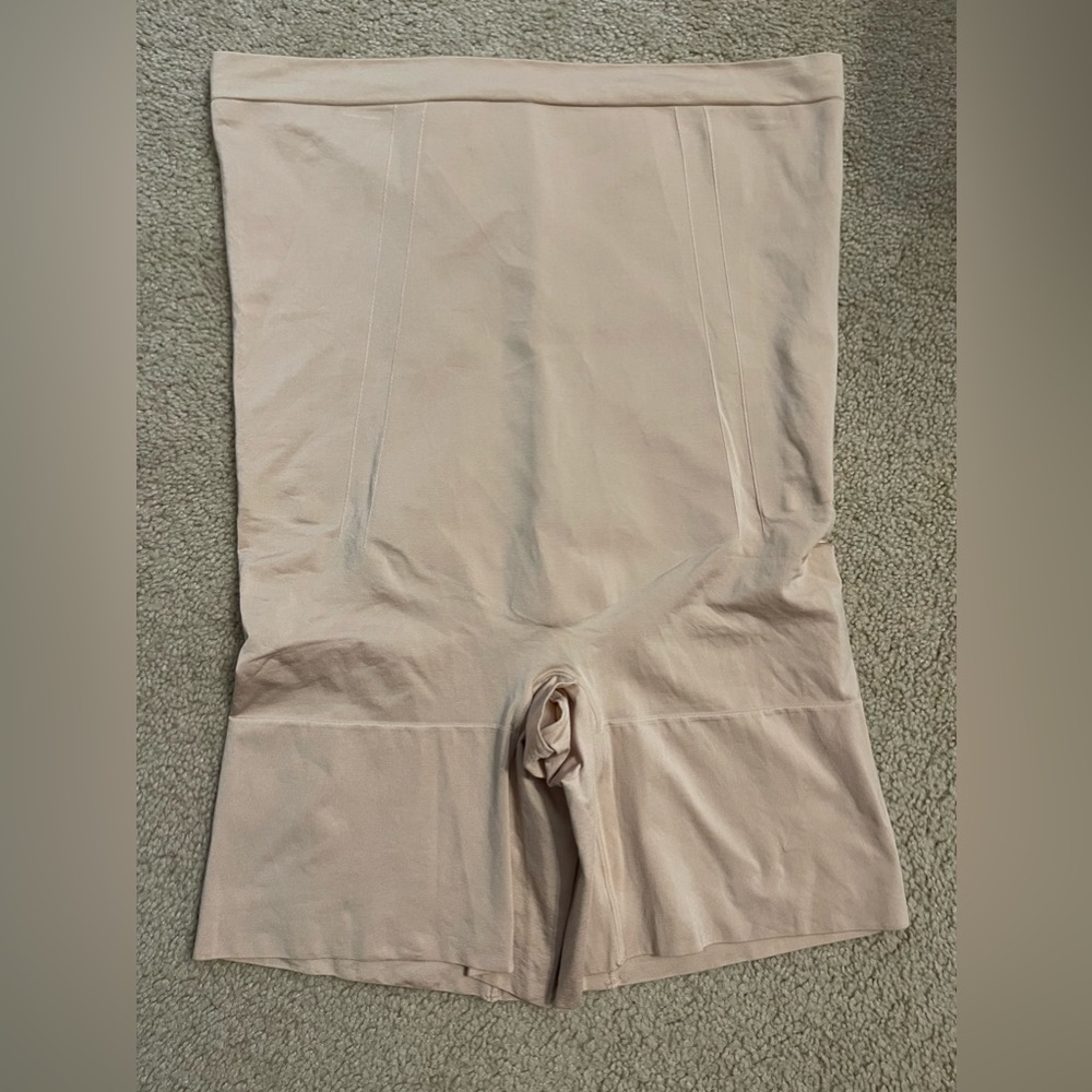 Spanx shapewear shorts